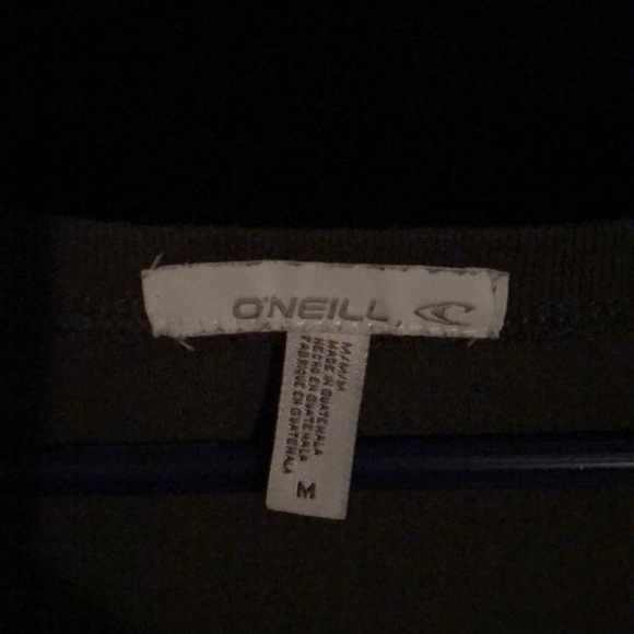 Tee shirt with flower - Picture 2 of 2